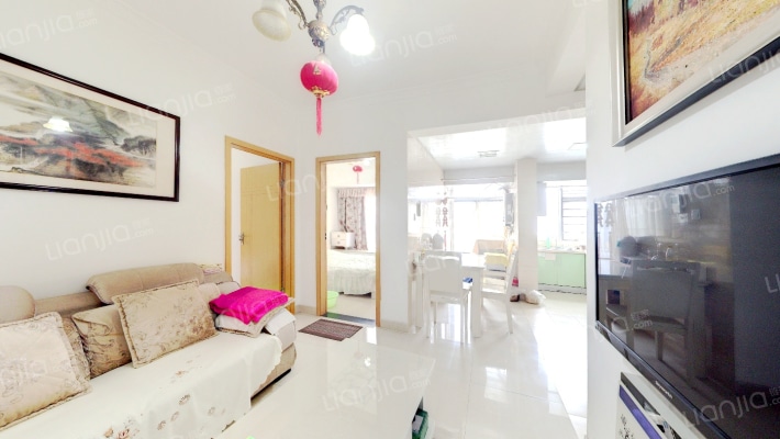 新贵公馆二手房实景图