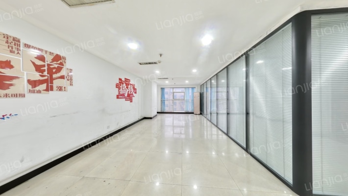 国际企业中心二手房实景图