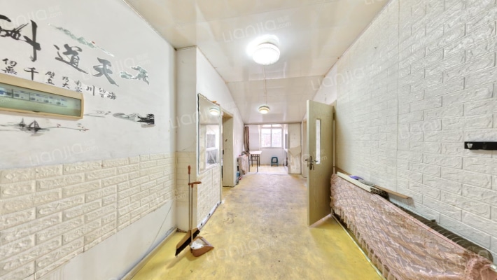 新元小区二手房实景图