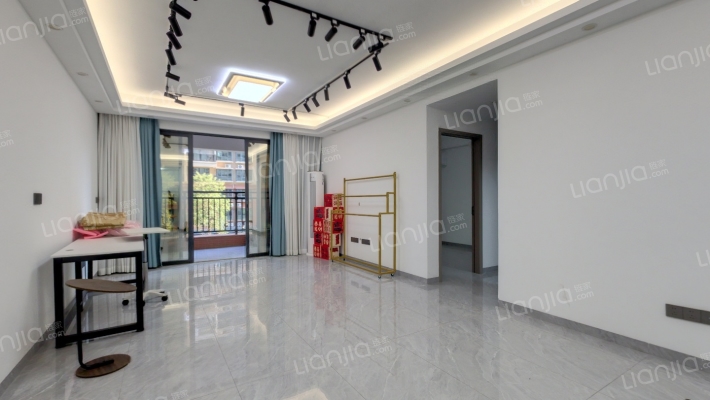 凯旋都汇豪庭二手房实景图