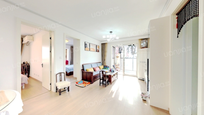 路劲上海派君悦华庭二手房实景图