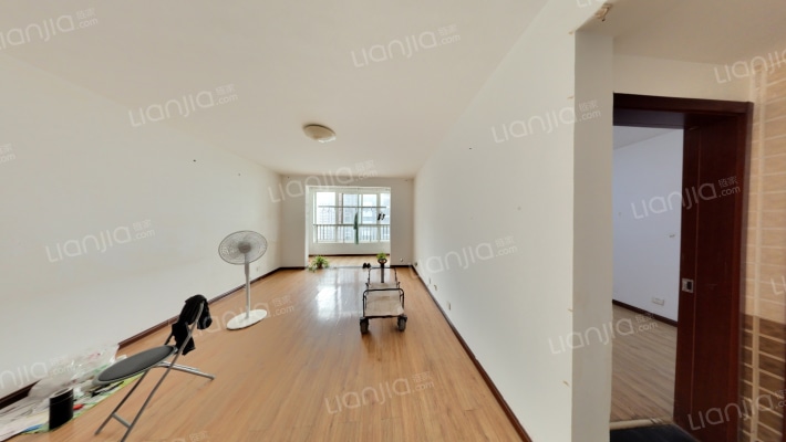 航天逸居二手房实景图