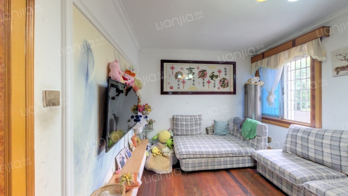 桃园新邨二手房实景图