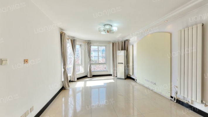 金陵世纪花园二手房实景图