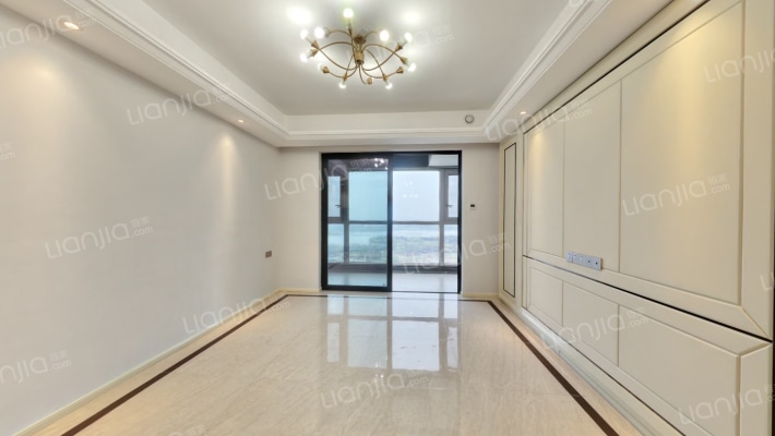 首开&华侨城&金茂·东湖金茂府二手房实景图