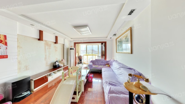 中高公寓东区二手房实景图