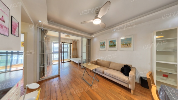 世茂·世界湾花园南区二手房实景图