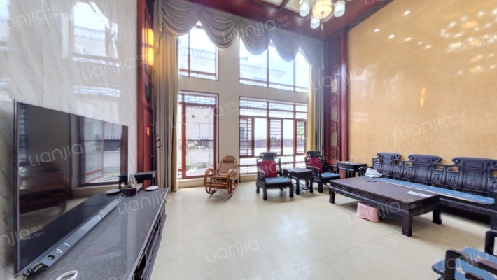 莱茵别墅小区二手房实景图