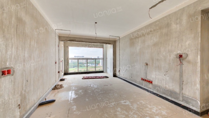 青花九龙二手房实景图