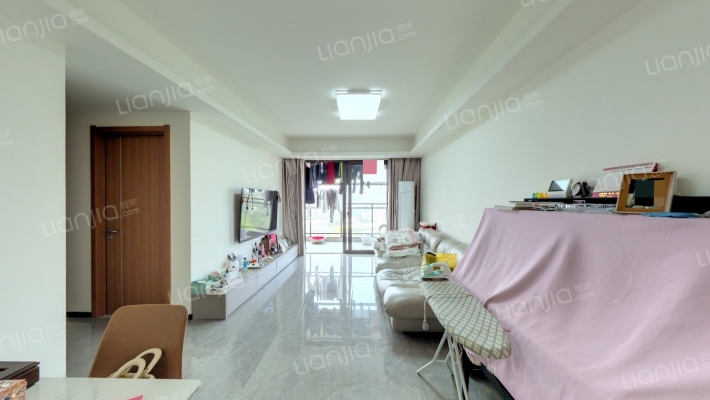 璞悦台二手房实景图