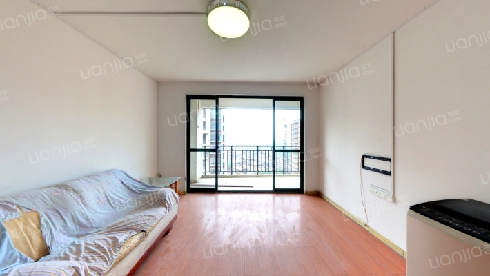 和欣西堤春天二手房实景图