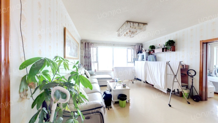 四和名居二手房实景图