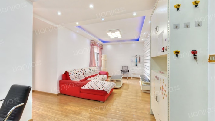 青城华庭二手房实景图