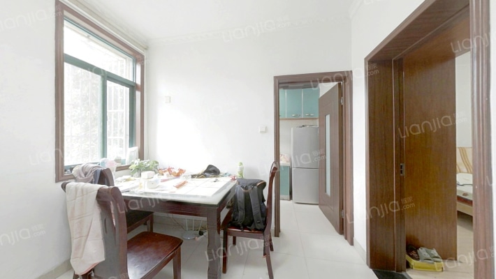 宁国路152号宿舍二手房实景图