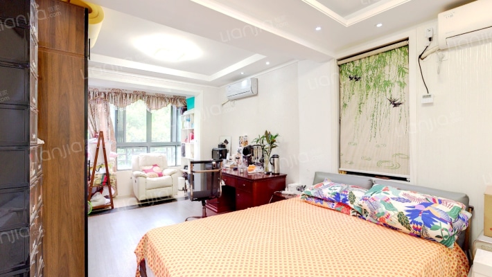 绿地海顿公馆C二手房实景图