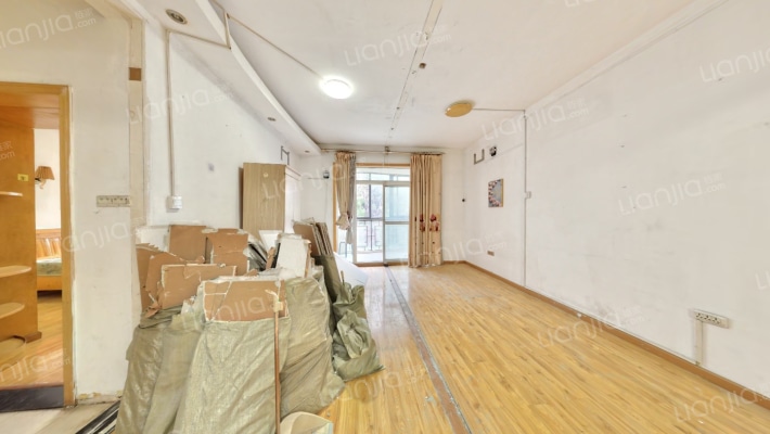 常青藤一期二手房实景图