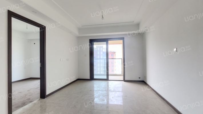 缤纷桃李花园二手房实景图