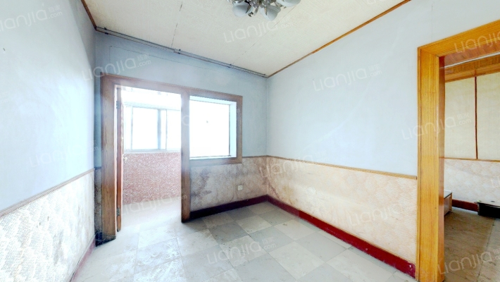 铜新小区二手房实景图