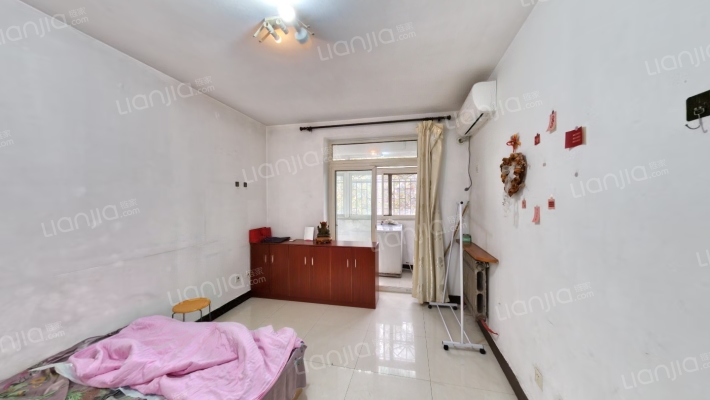 兴庆幼儿园家属院二手房实景图