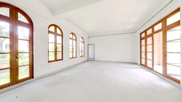 绿城伍重院二手房实景图