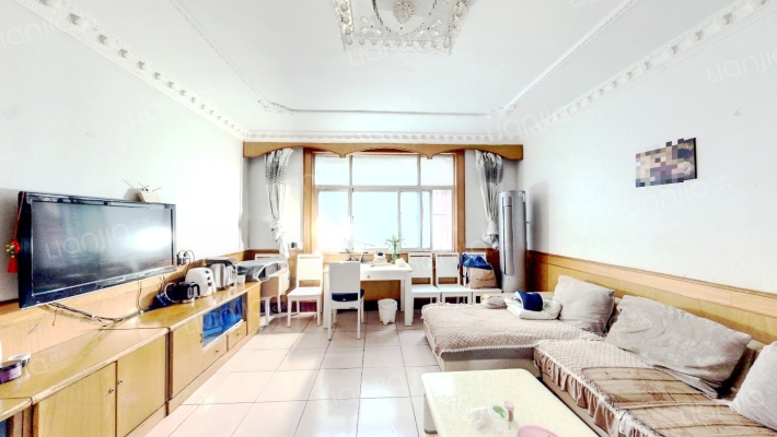 前王住宅小区二手房实景图