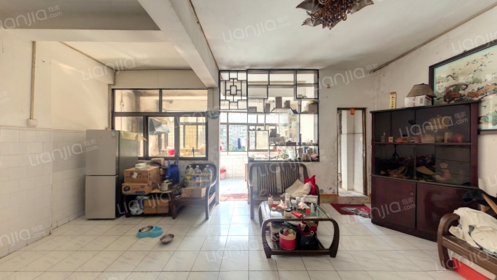 电信宿舍二手房实景图