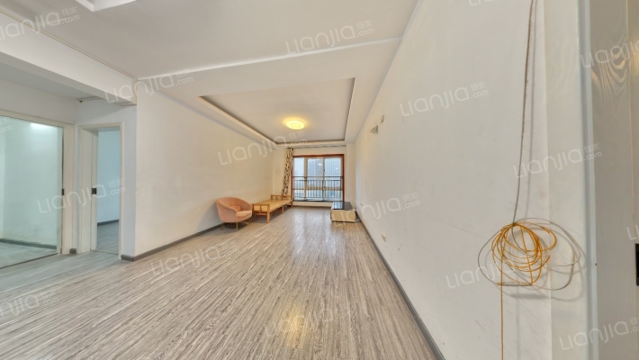 新域柠檬特区二手房实景图