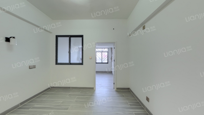 海城大厦二手房实景图