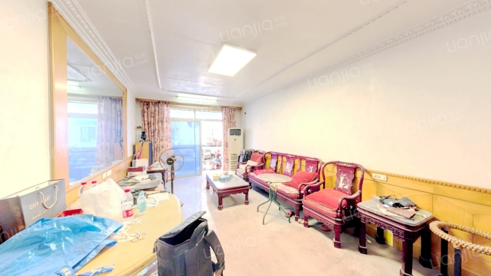 中源大楼二手房实景图