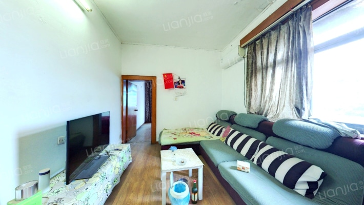 曾家岩社区二手房实景图