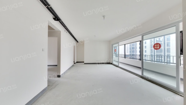 锦发广场锦江九悦北区二手房实景图