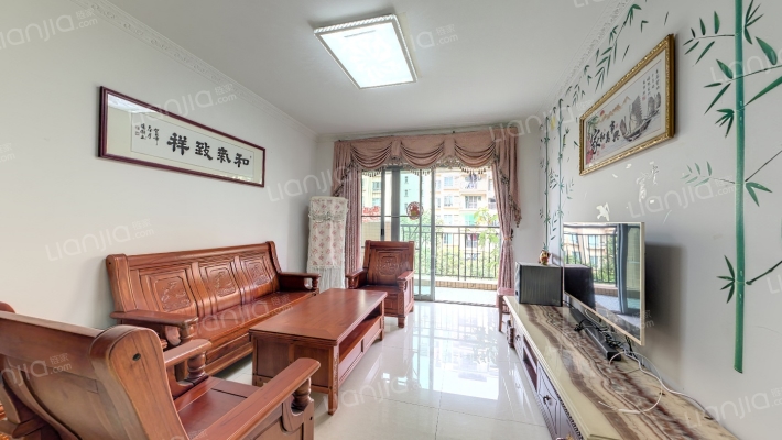 雅居乐滨江花园二手房实景图