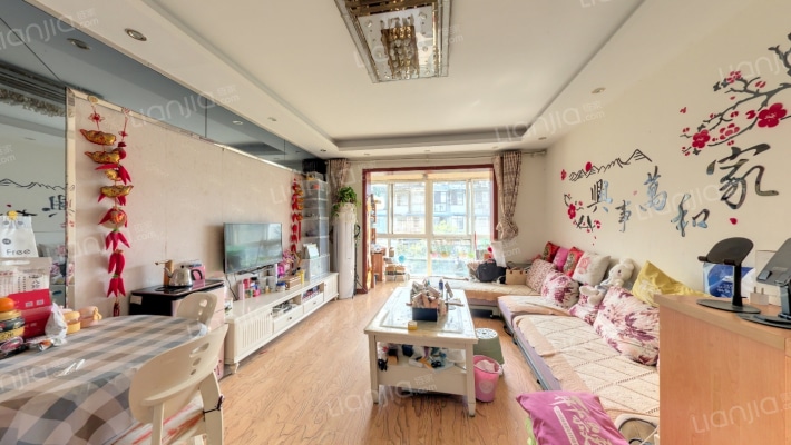 北庭春天二手房实景图