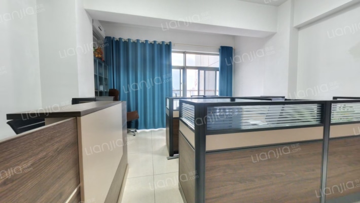 南山国际二手房实景图