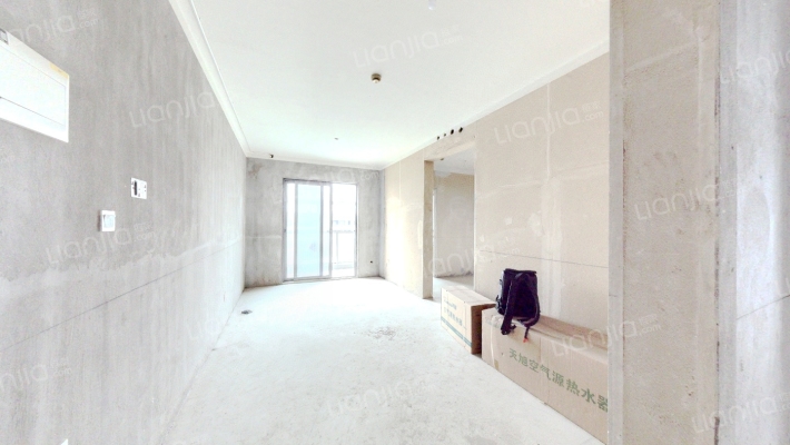 中南·春风里二手房实景图