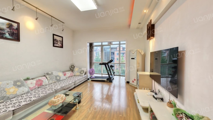 星河名居二手房实景图