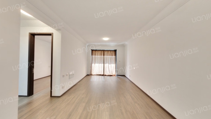 世茂璀璨江南二手房实景图