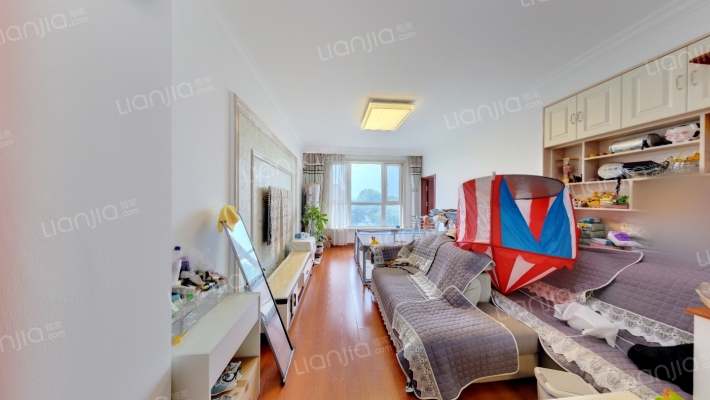 恒峰天泉小镇二手房实景图