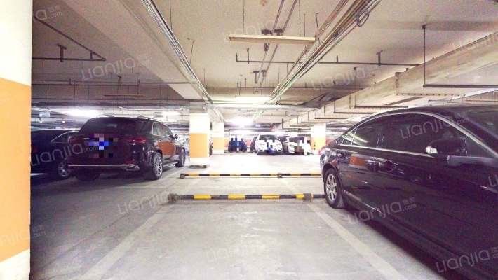 水上华城二手房实景图