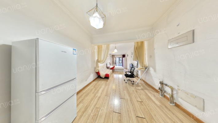 东贸国际二手房实景图