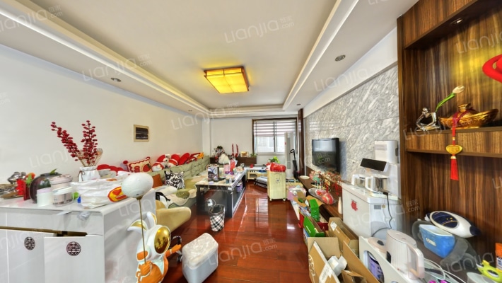 海天三村二手房实景图