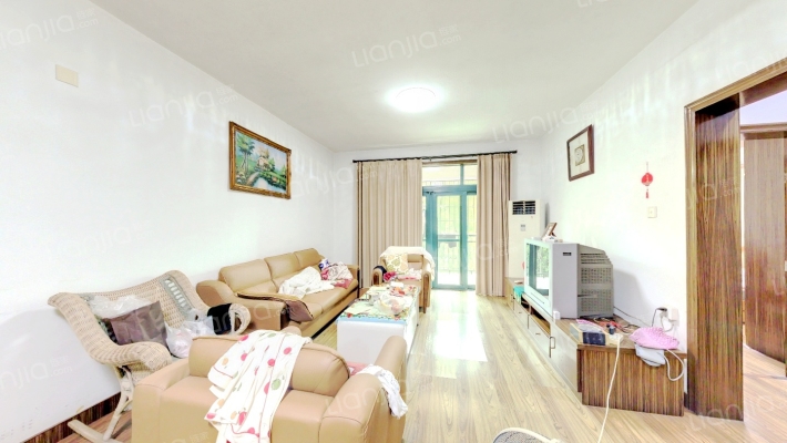 金色维也纳A区二手房实景图