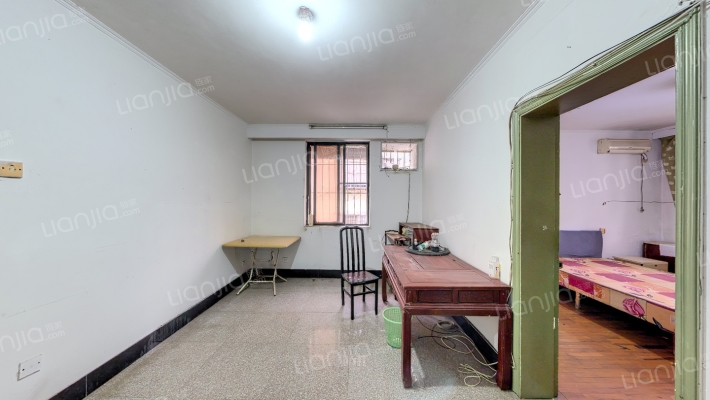 嘉园村二手房实景图