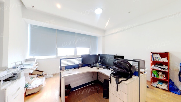 蓝天广场二手房实景图