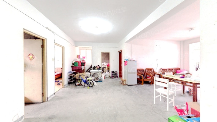 云新小区二手房实景图