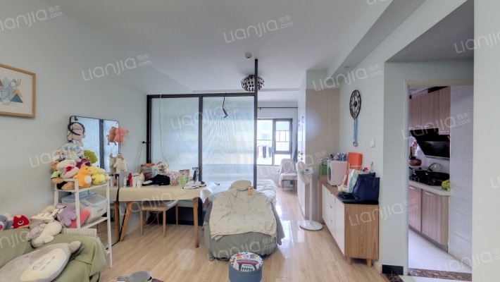 地泰人民公馆二手房实景图