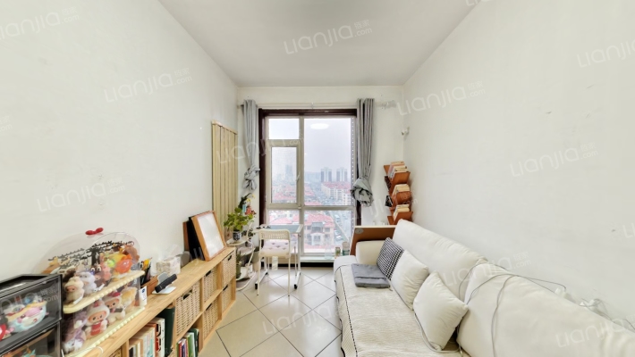 洛卡小镇林溪园二手房实景图