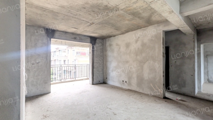 香堤漫步二手房实景图