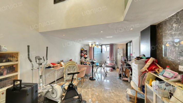 亚洲之窗二手房实景图