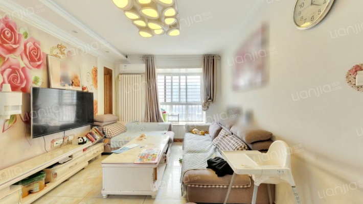 栖湖怡家二手房实景图